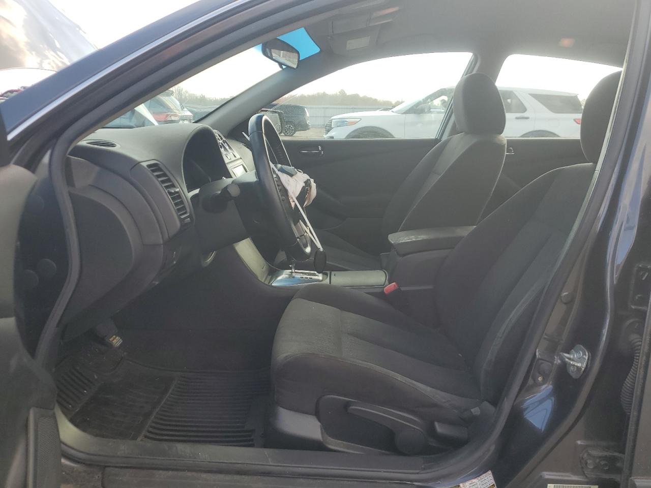2011 Nissan Altima - Image 7