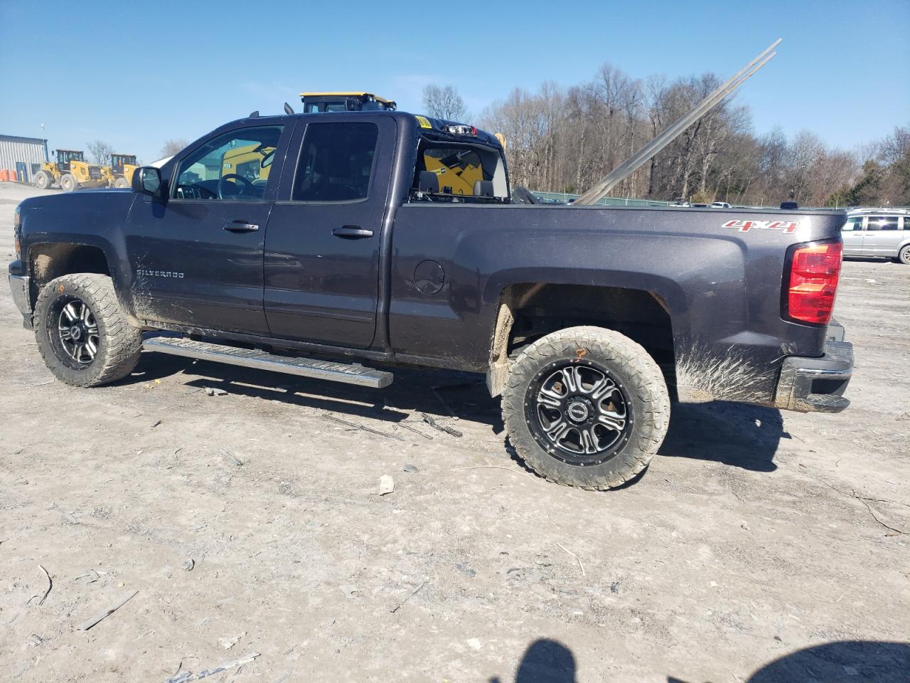 2015 Chevrolet Silverado - Image 2