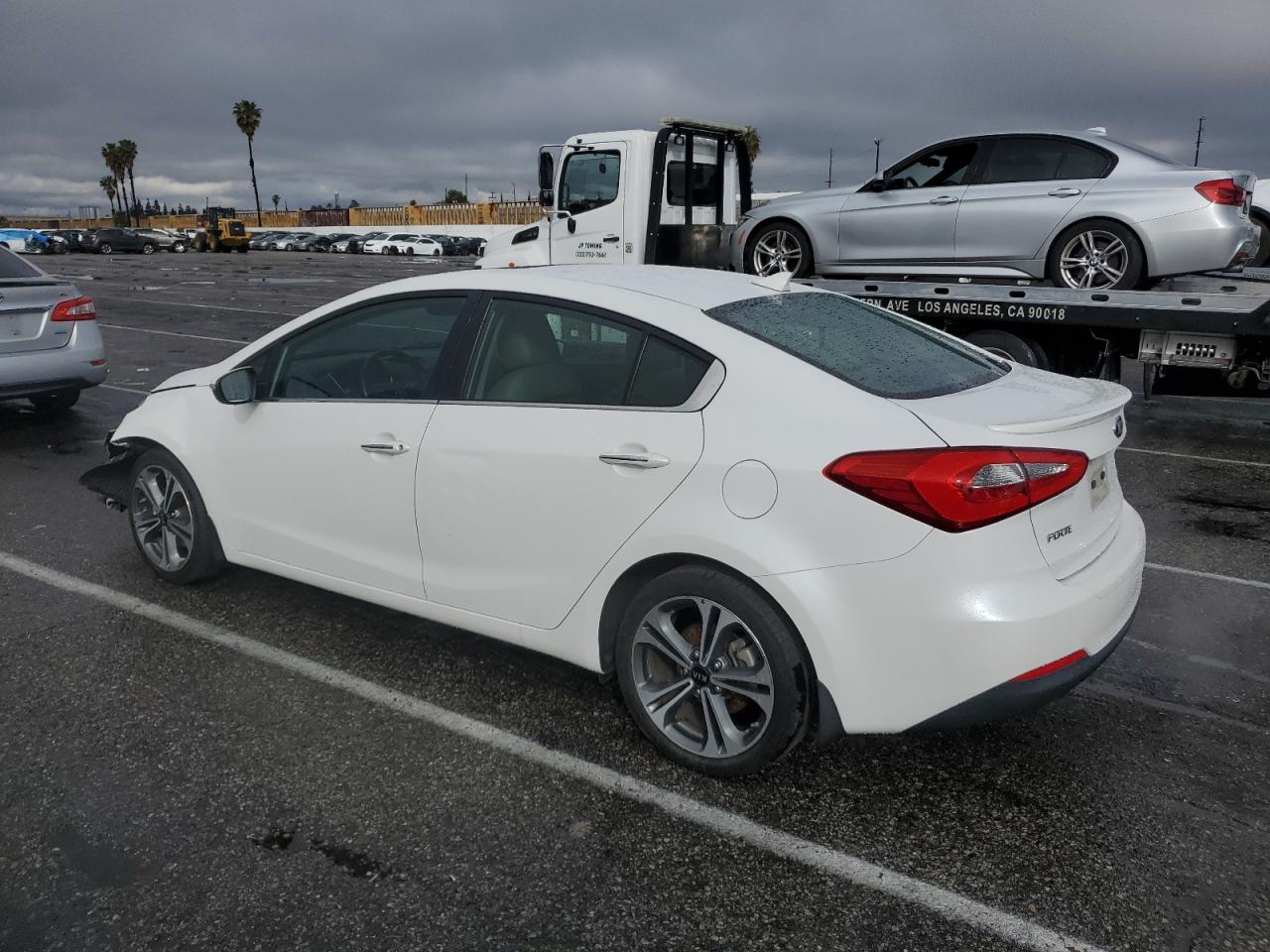 2015 Kia Forte - Image 2