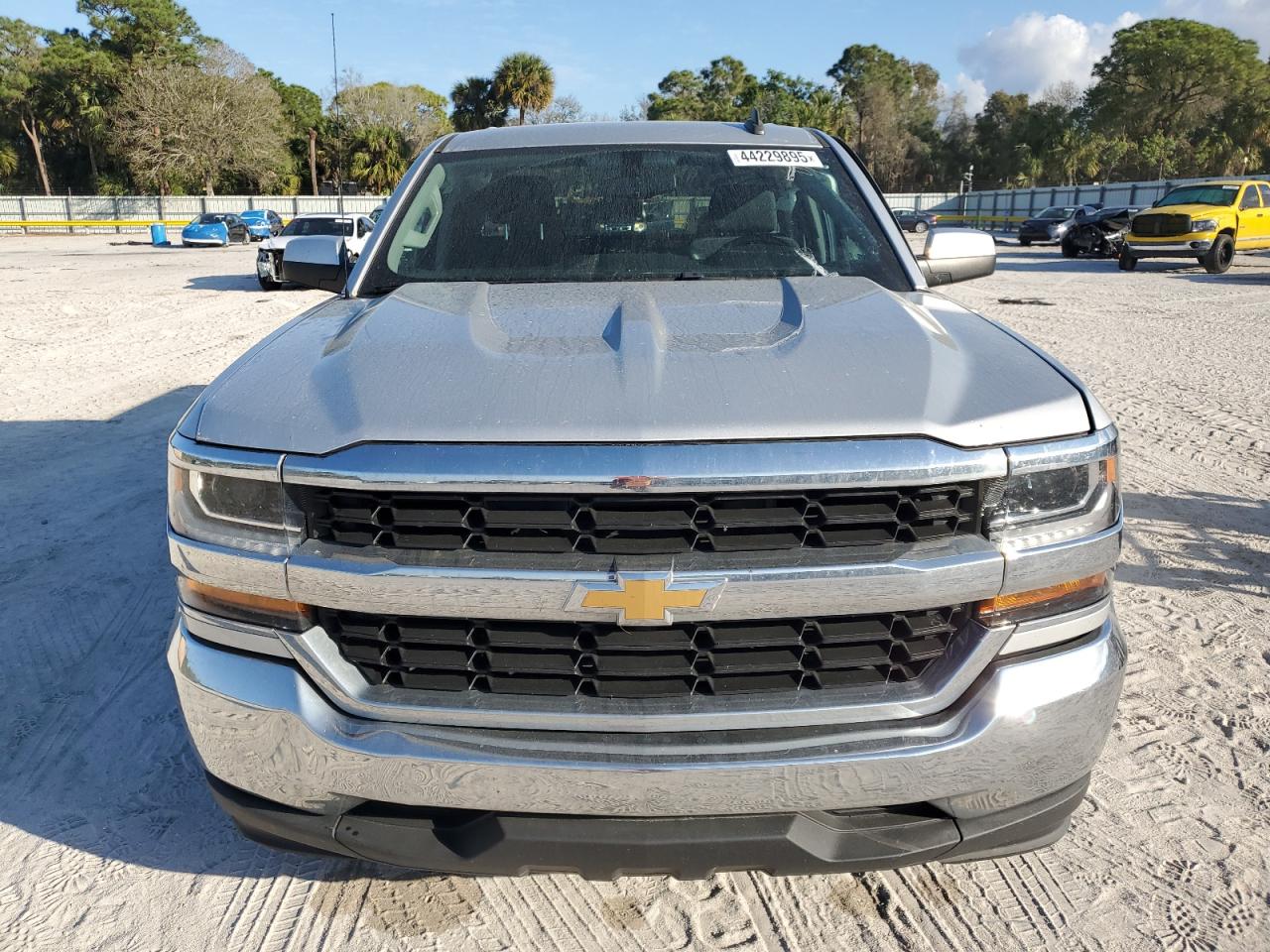 2019 Chevrolet Silverado - Image 5