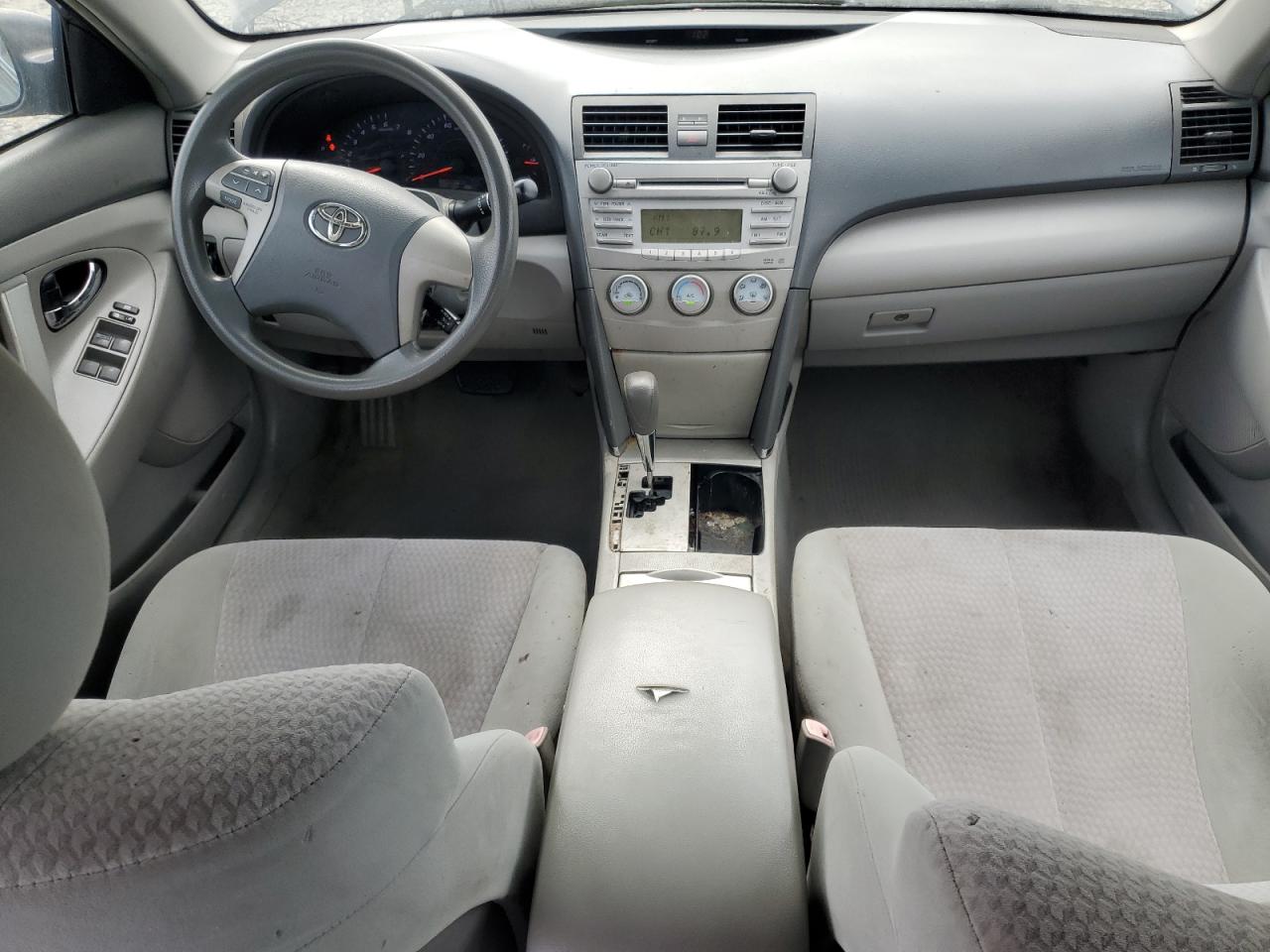 2011 Toyota Camry - Image 8