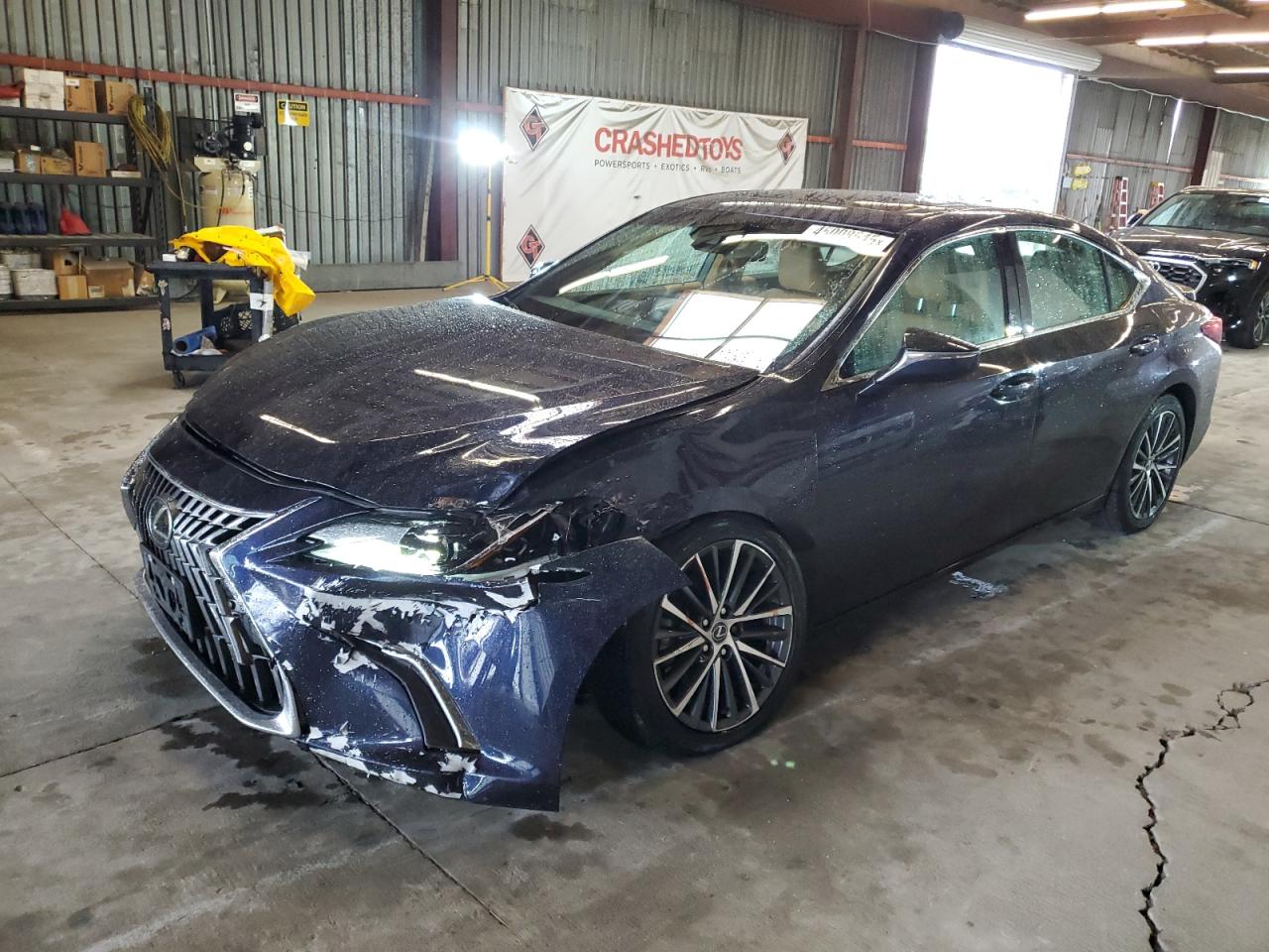 2023 Lexus ES - Image 1