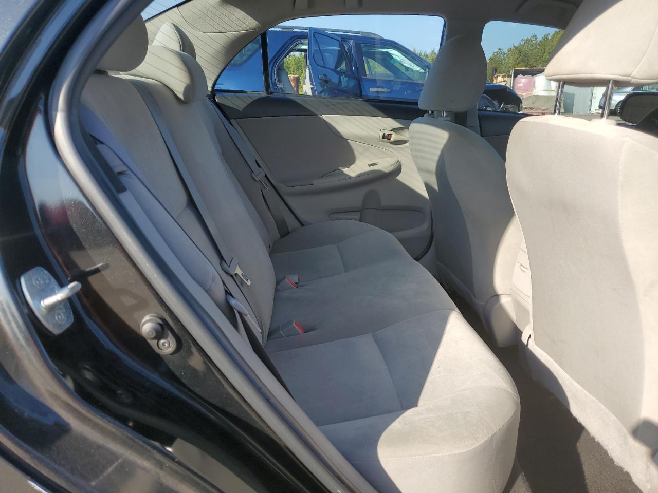 2012 Toyota Corolla - Image 10