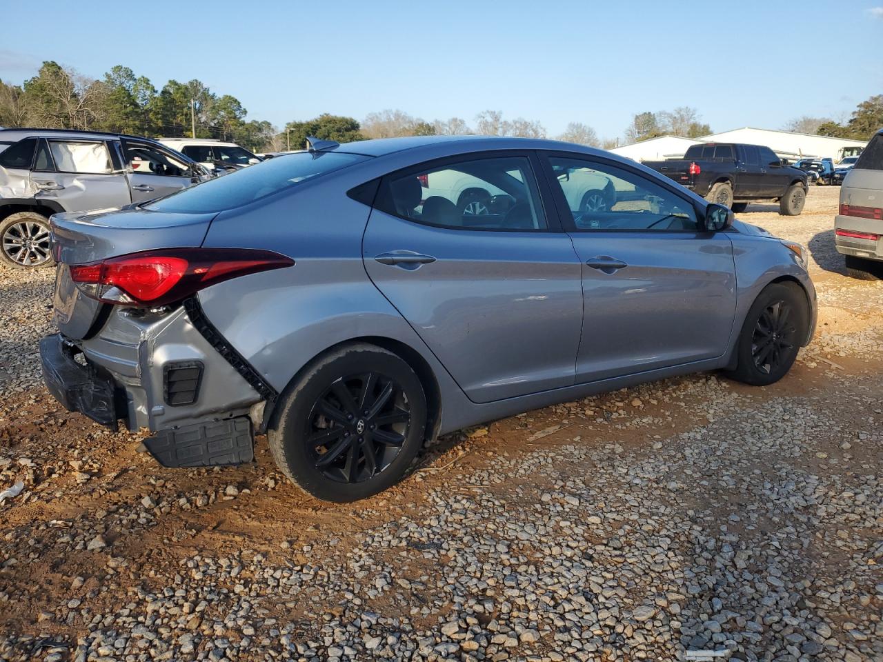 2016 Hyundai Elantra - Image 3