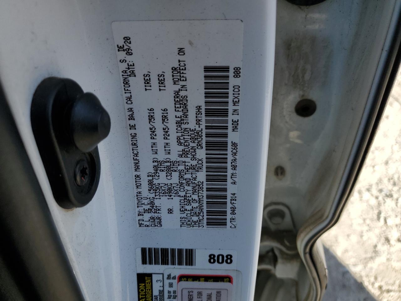 2021 Toyota Tacoma - Image 12