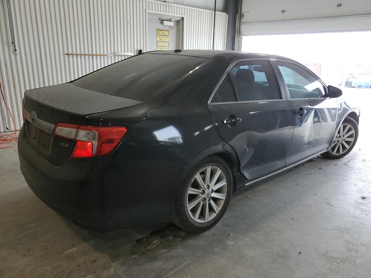 2014 Toyota Camry - Image 3