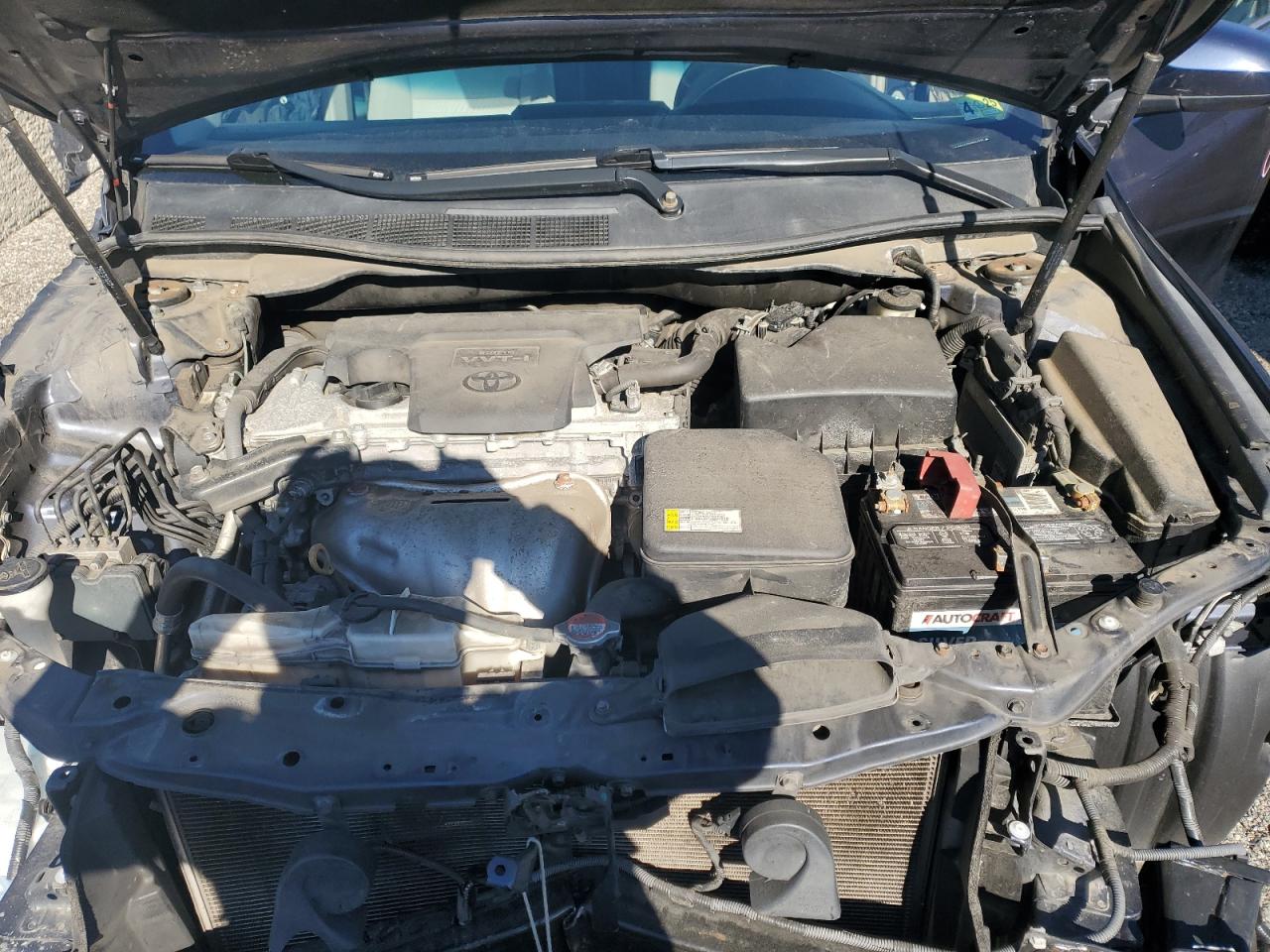 2016 Toyota Camry - Image 11