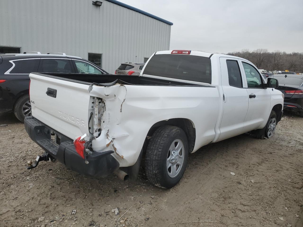 2019 Toyota Tundra - Image 3