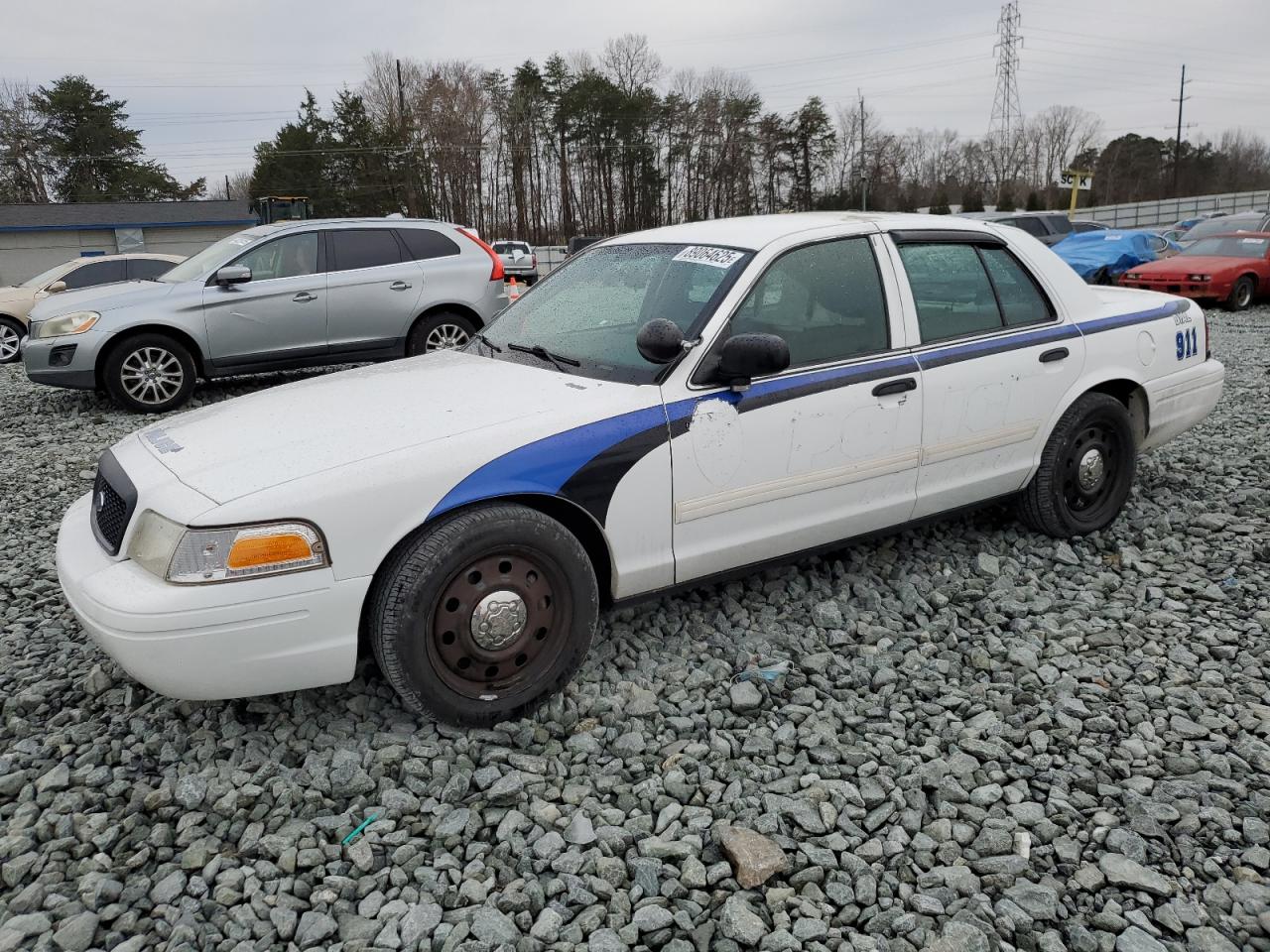 2011 Ford Crown Victoria - Image 1