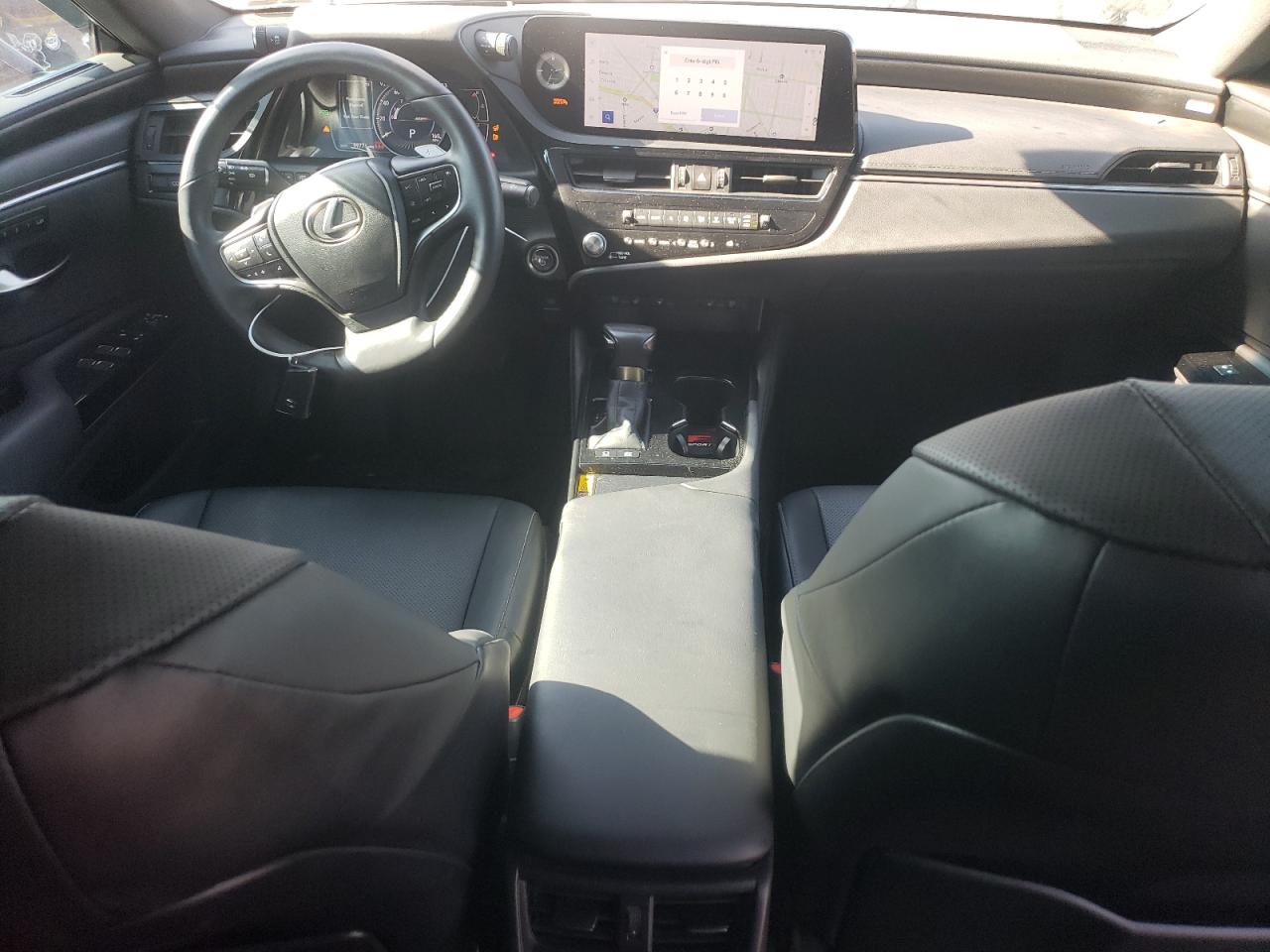 2024 Lexus ES - Image 8