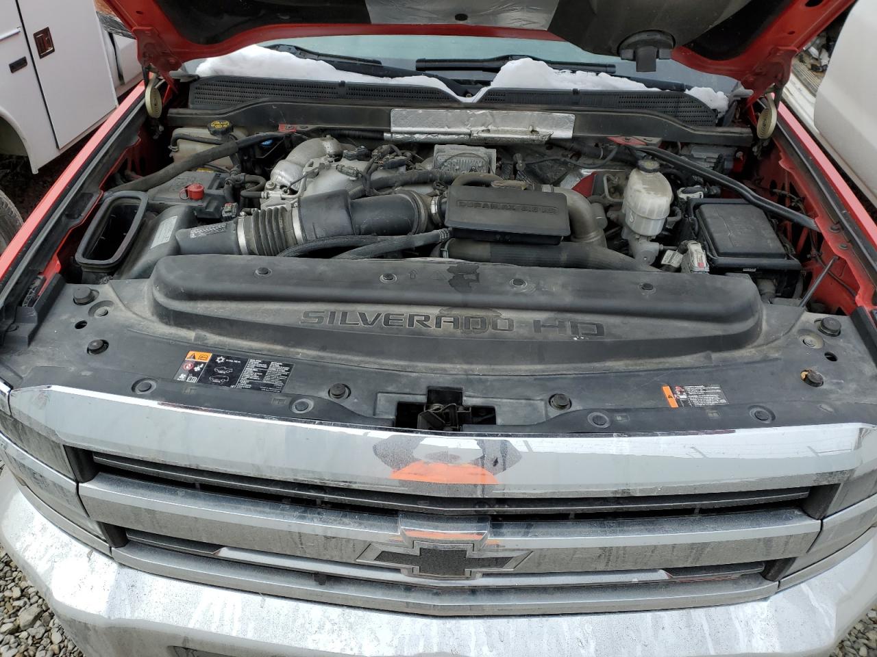 2018 Chevrolet Silverado - Image 11
