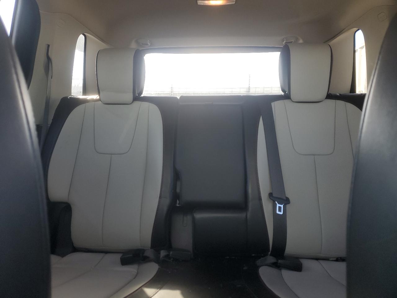 2017 GMC Terrain - Image 10