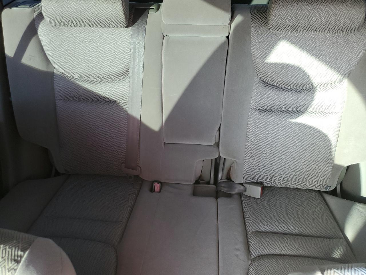 2003 Toyota Highlander - Image 10