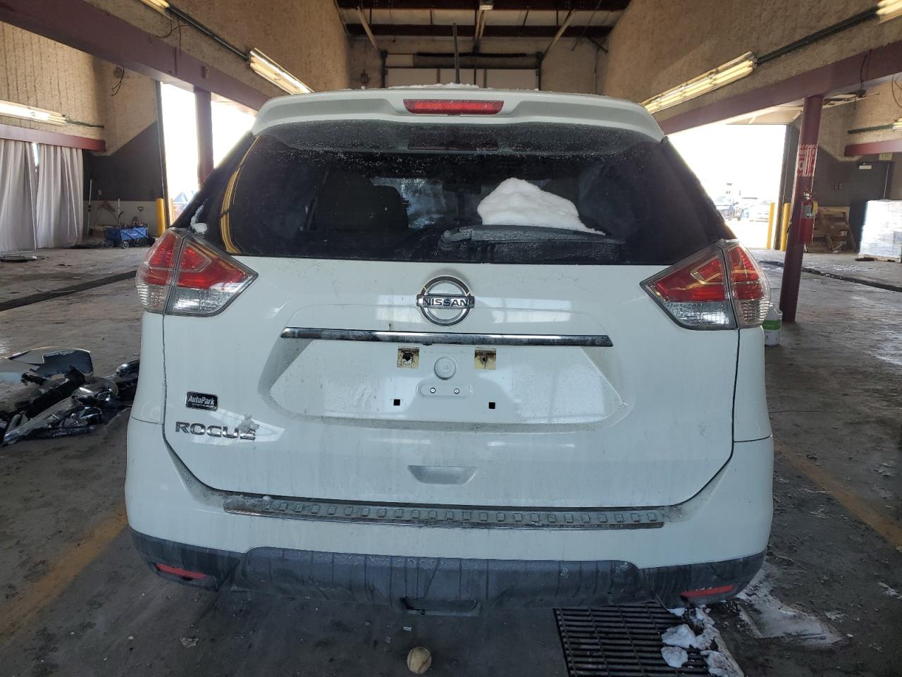 2015 Nissan Rogue - Image 6