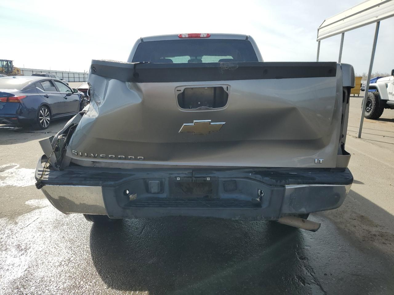 2007 Chevrolet Silverado - Image 6