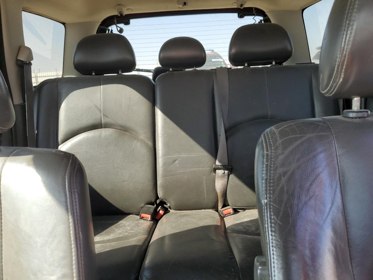 2005 Mazda Tribute - Image 10