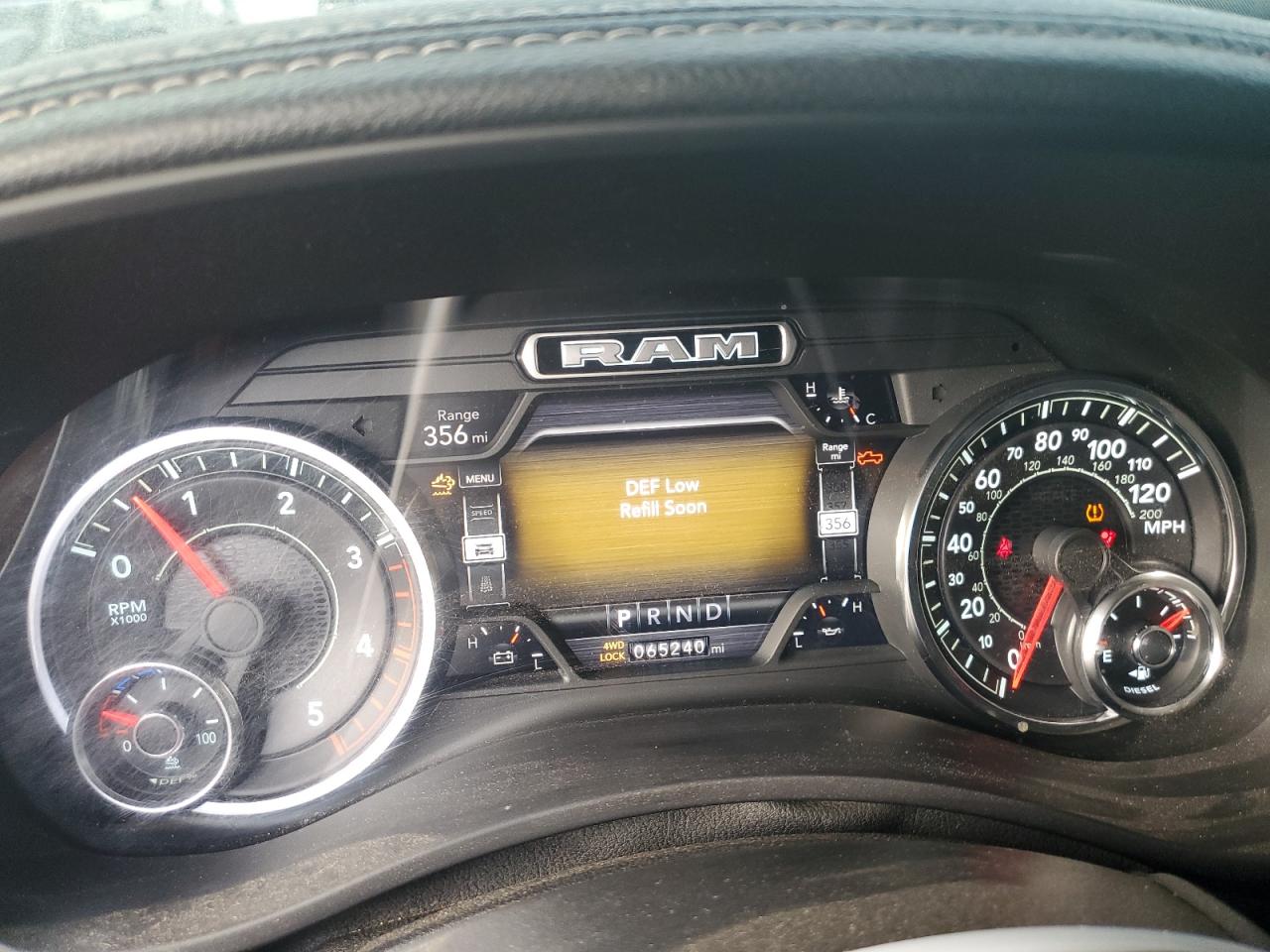 2021 RAM 2500 - Image 9