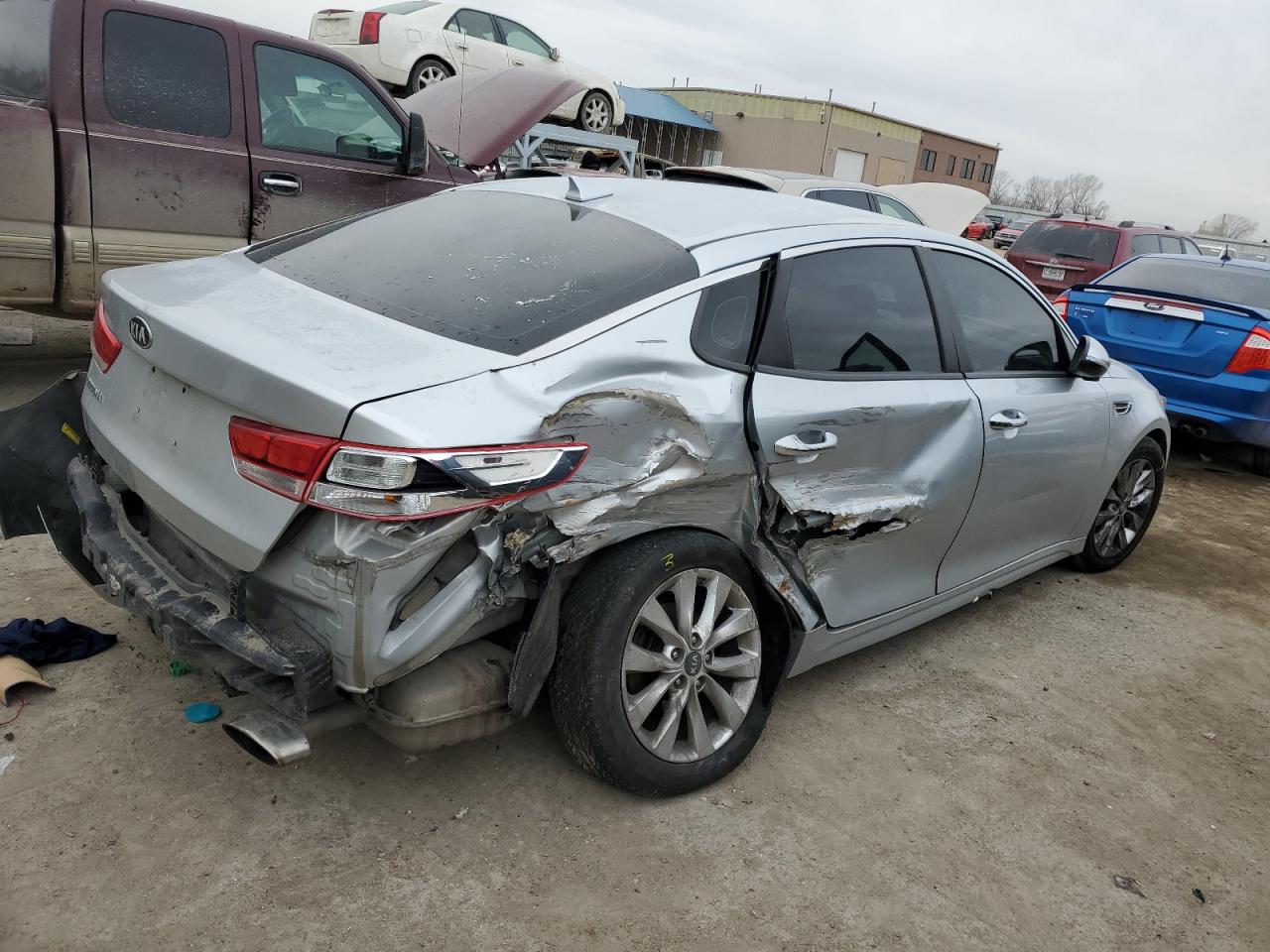 2017 Kia Optima - Image 3