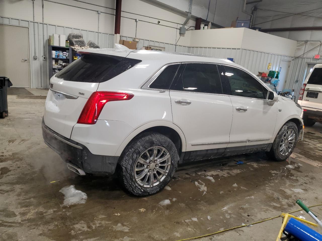 2019 Cadillac XT5 - Image 3
