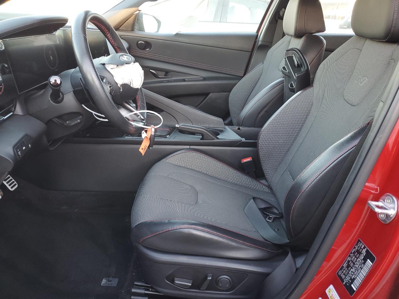 2023 Hyundai Elantra - Image 7