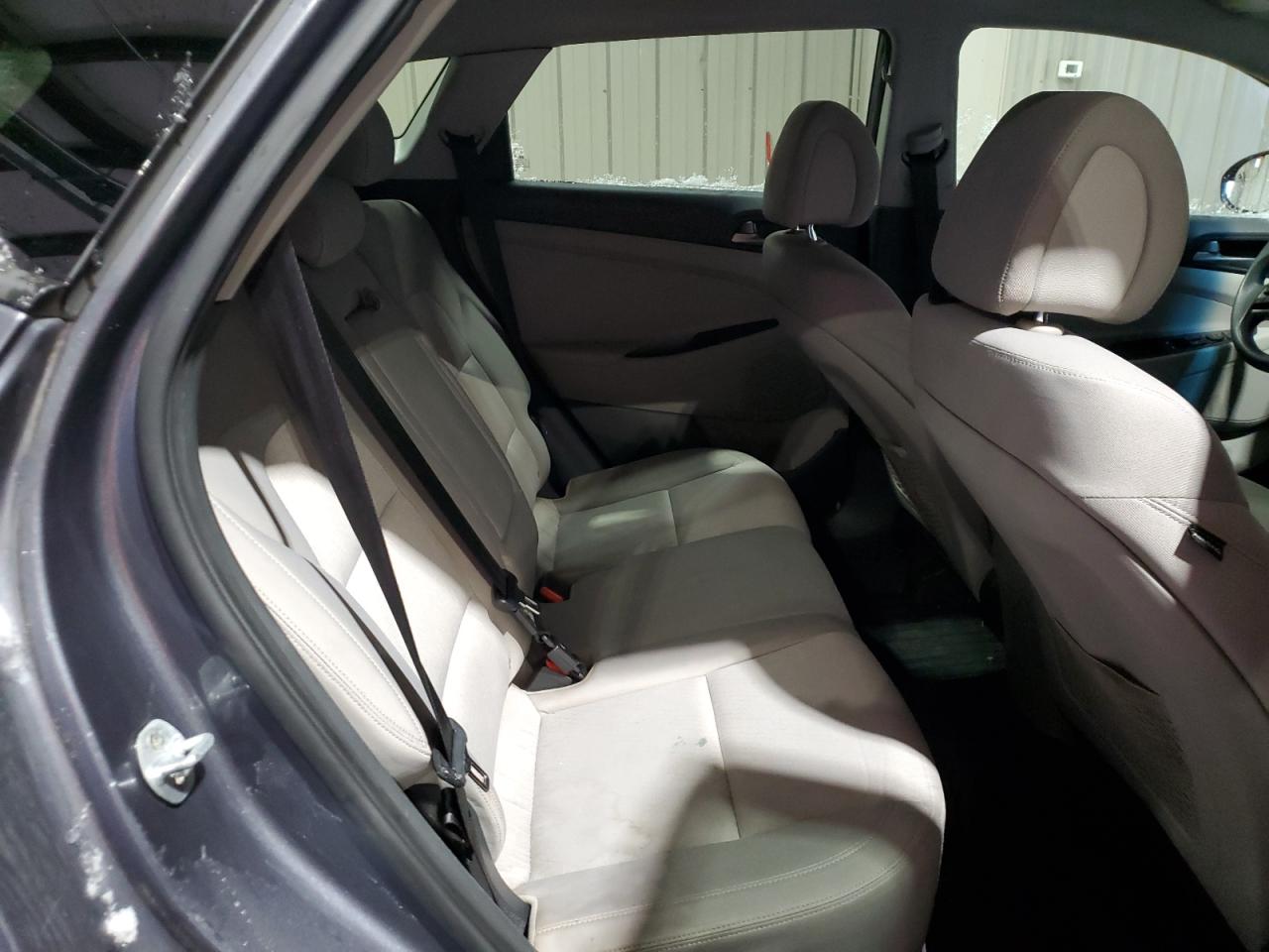 2016 Hyundai Tucson - Image 12