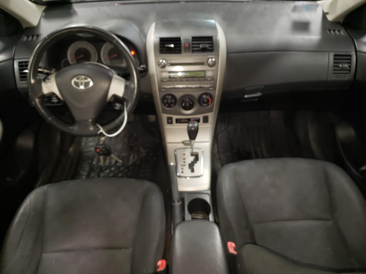 2010 Toyota Corolla - Image 8