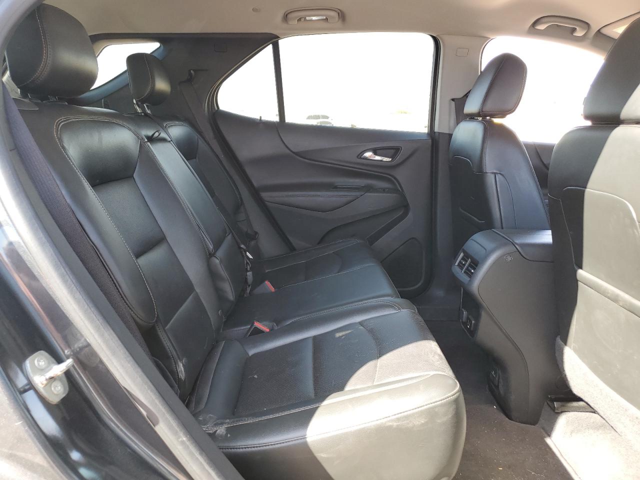 2018 Chevrolet Equinox - Image 12