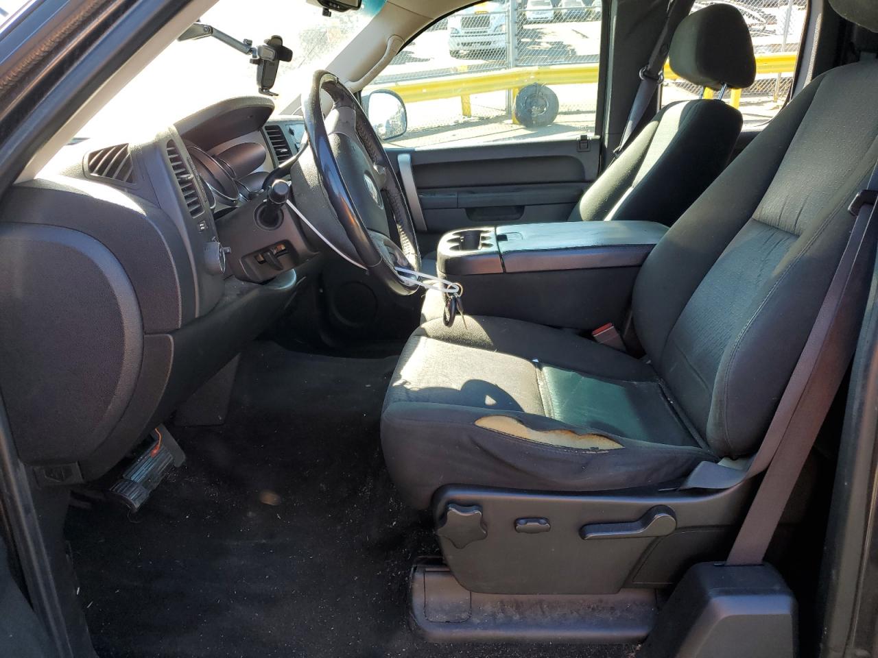 2011 Chevrolet Silverado - Image 7