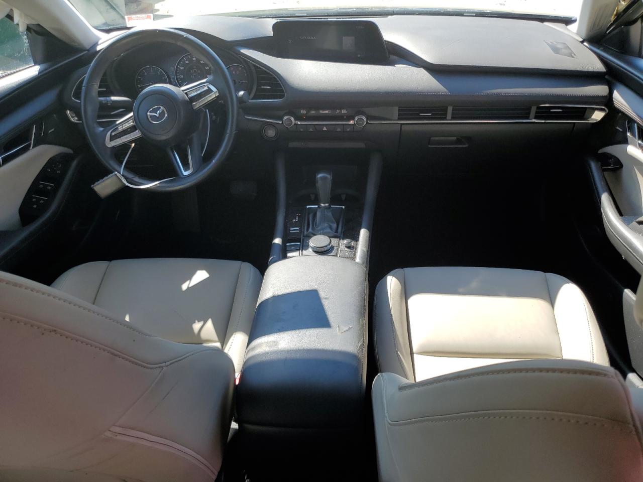 2020 Mazda 3 - Image 8