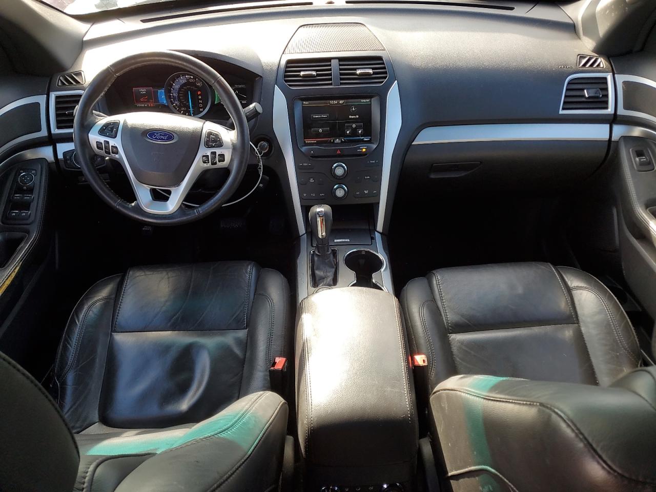 2014 Ford Explorer - Image 8