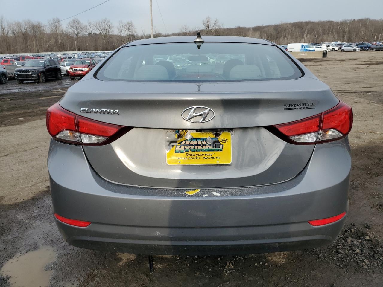 2014 Hyundai Elantra - Image 6