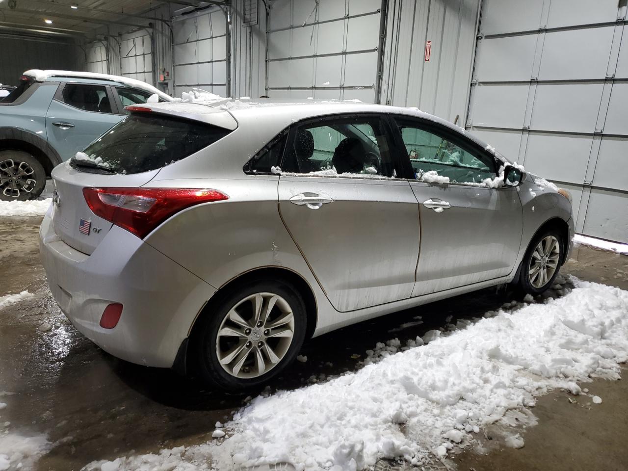 2013 Hyundai Elantra - Image 3