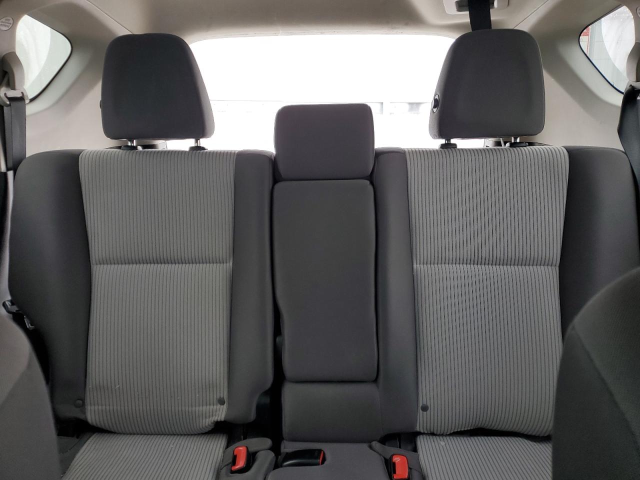 2013 Toyota RAV 4 - Image 10