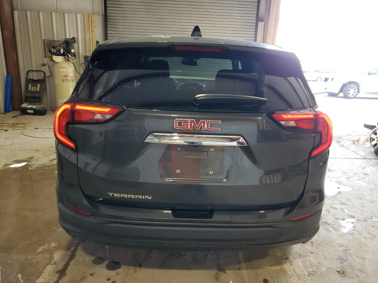 2019 GMC Terrain - Image 6