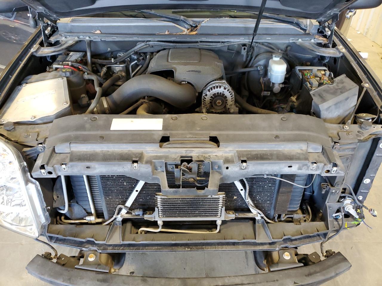 2011 GMC Yukon - Image 12