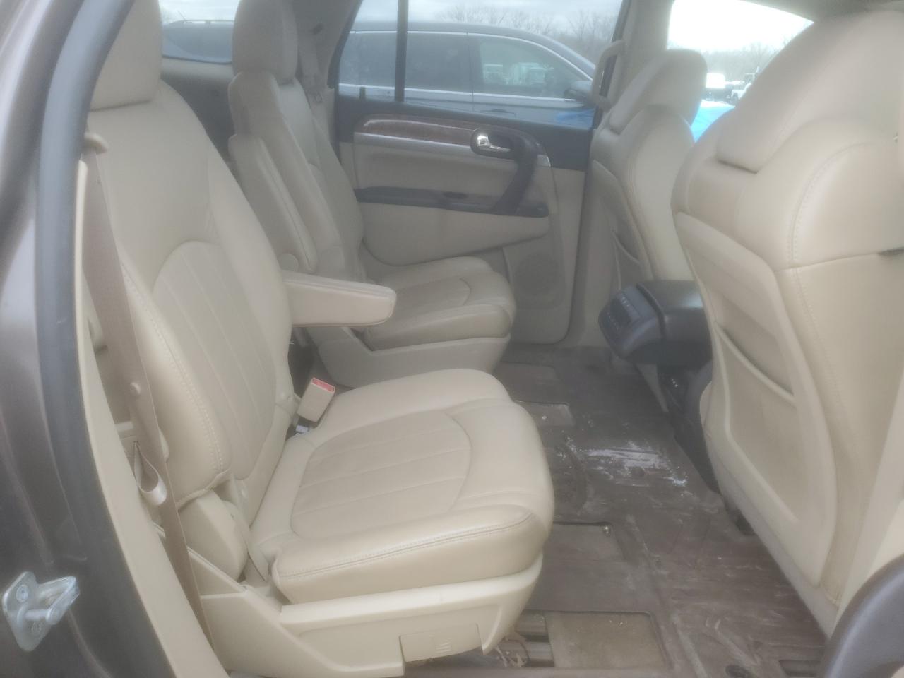 2011 Buick Enclave - Image 11