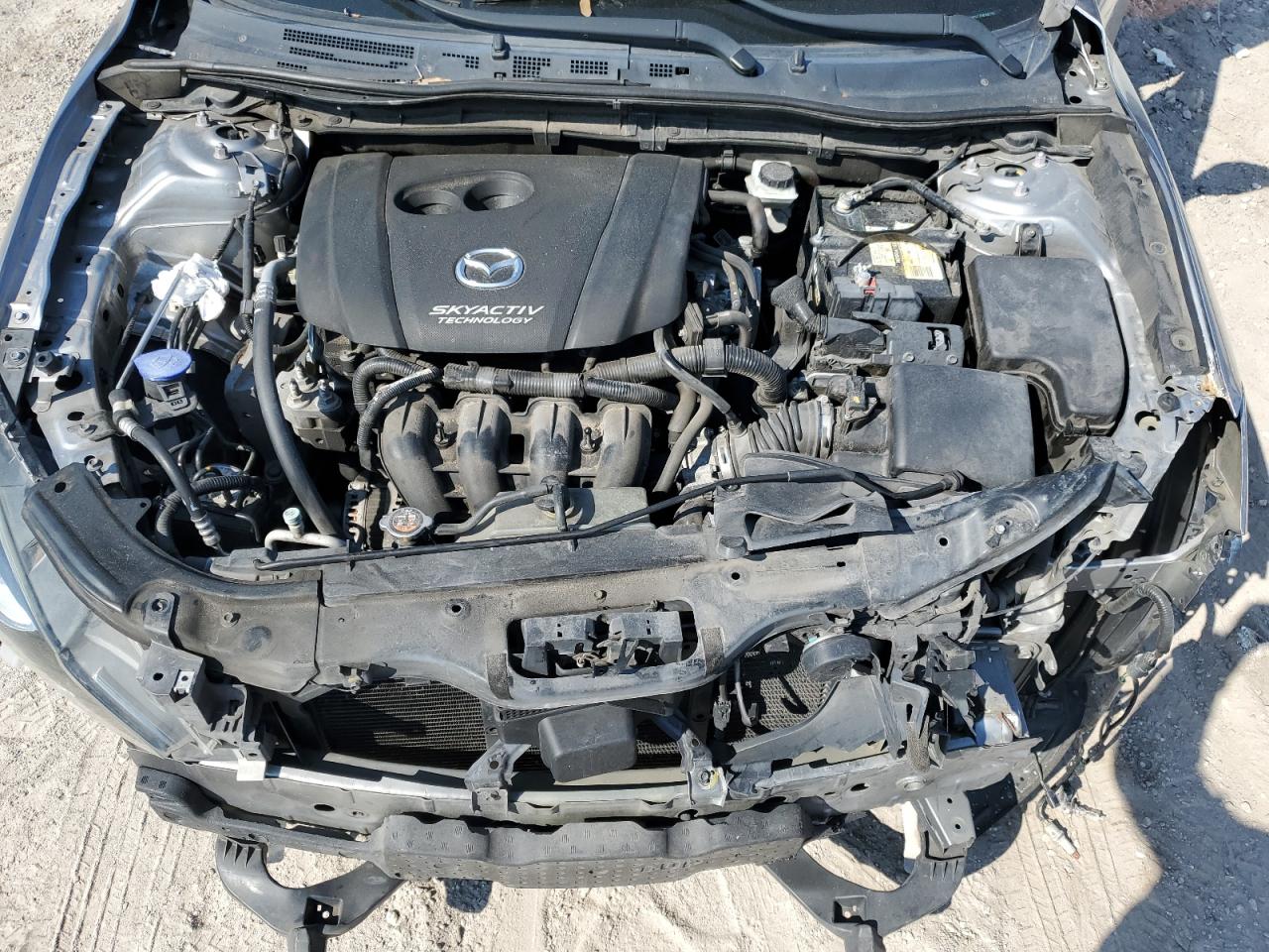 2015 Mazda 3 - Image 11