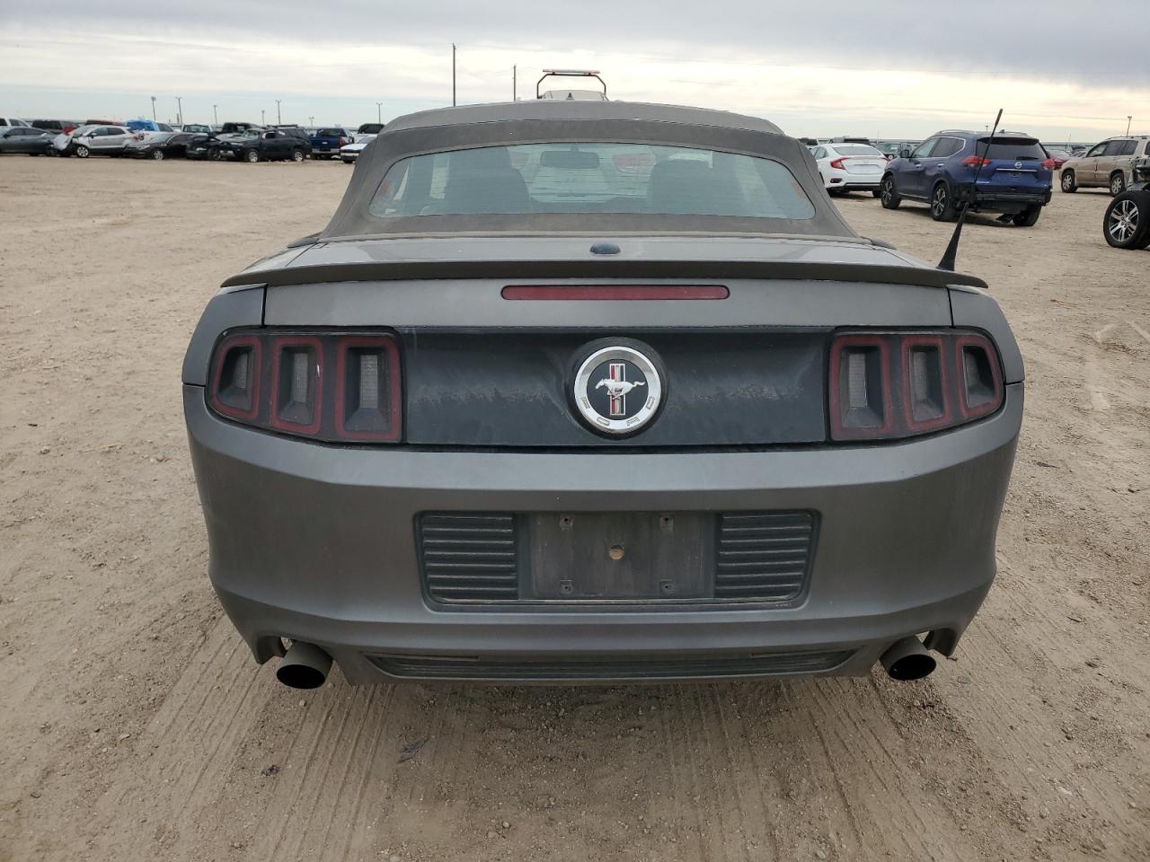 2014 Ford Mustang - Image 6