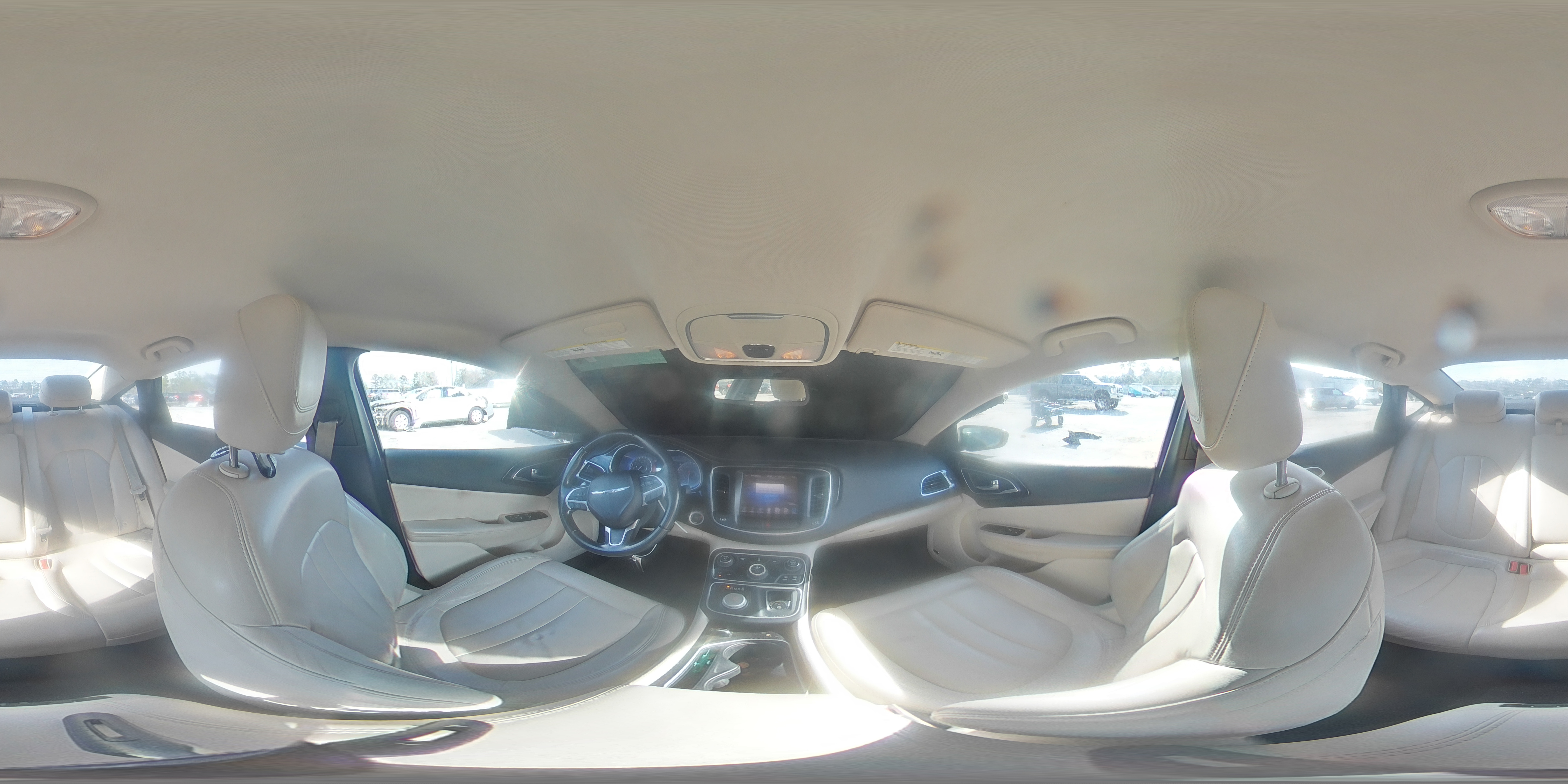 2015 Chrysler 200 - Image 13