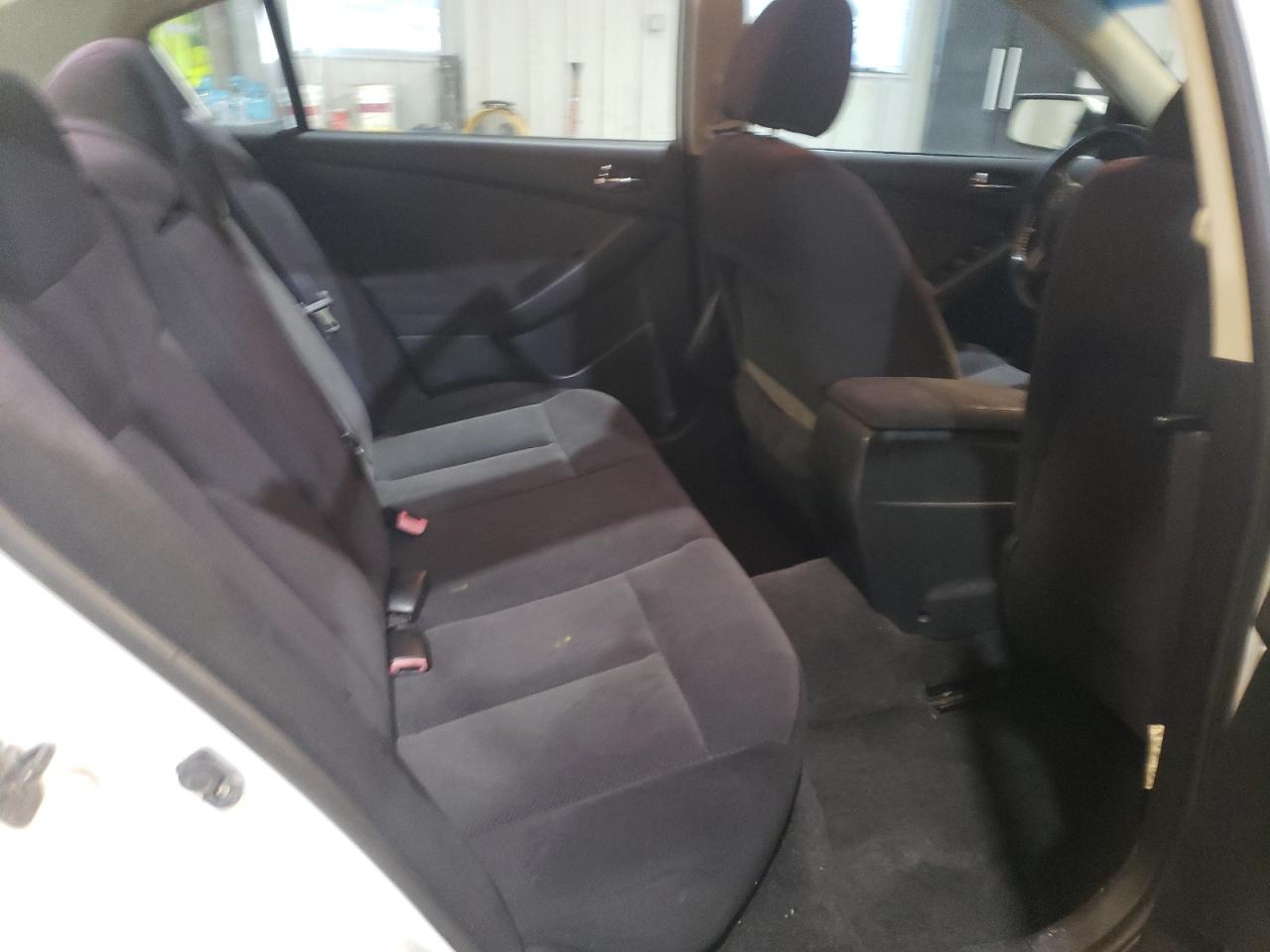 2009 Nissan Altima - Image 10