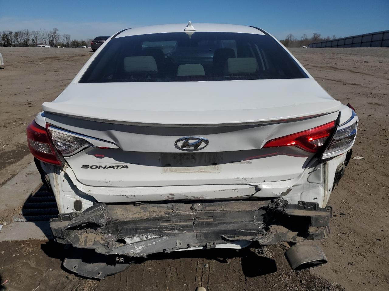 2017 Hyundai Sonata - Image 6
