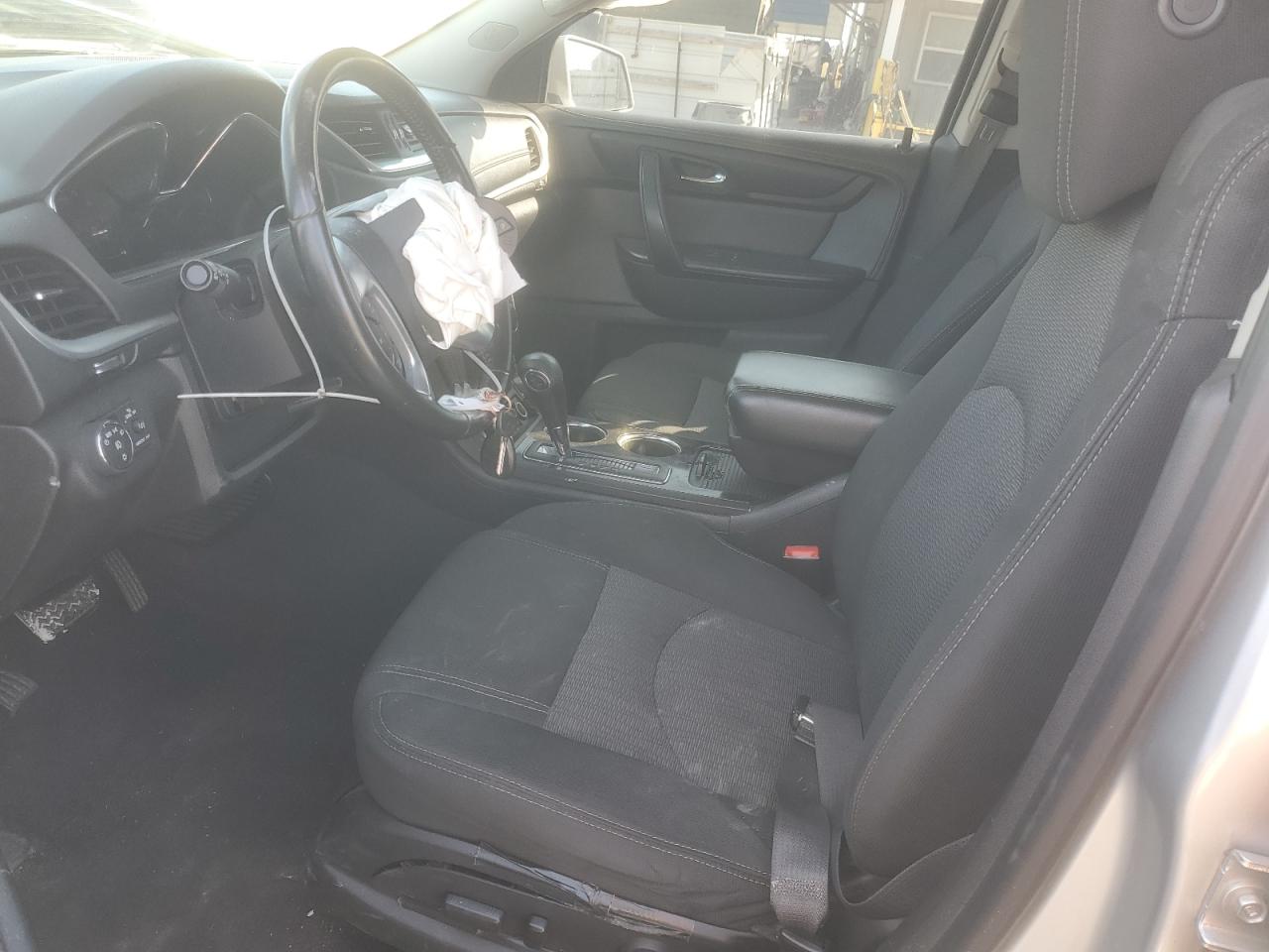 2015 Chevrolet Traverse - Image 7