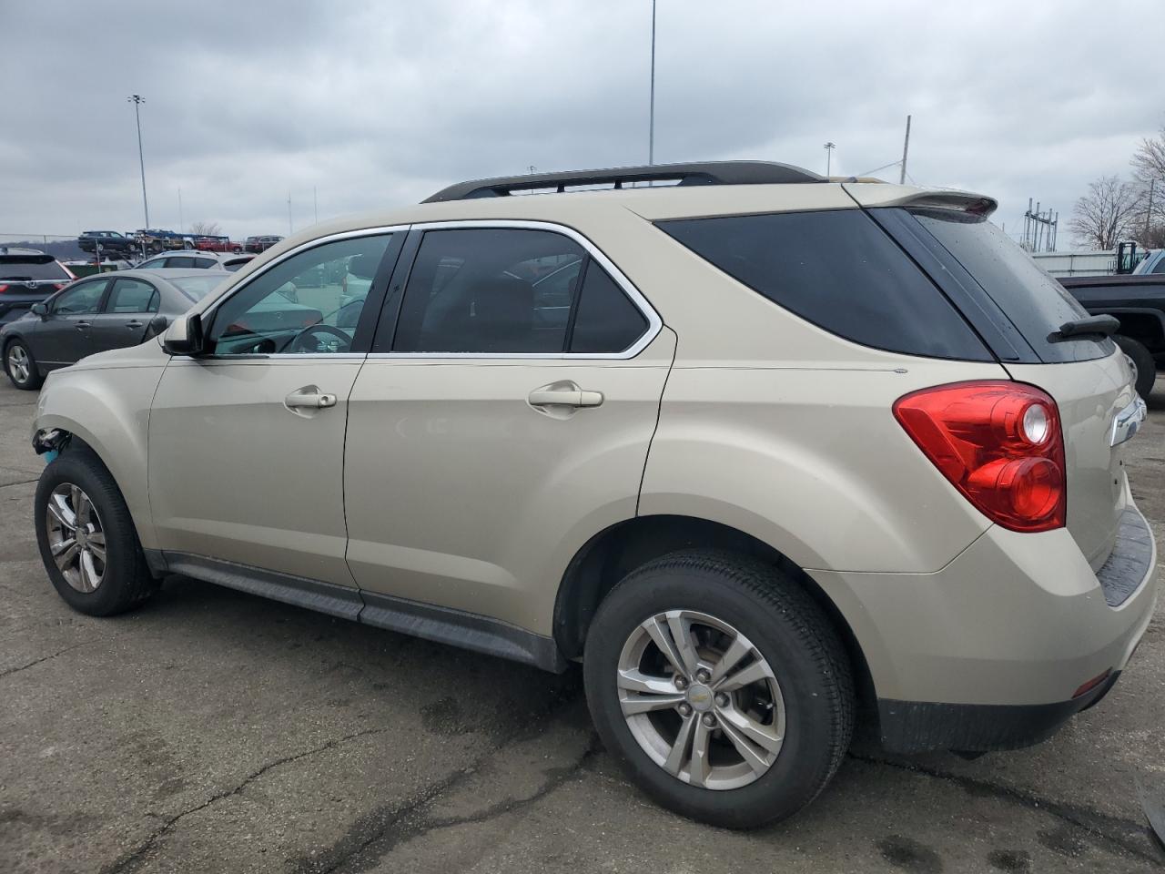 2011 Chevrolet Equinox - Image 2