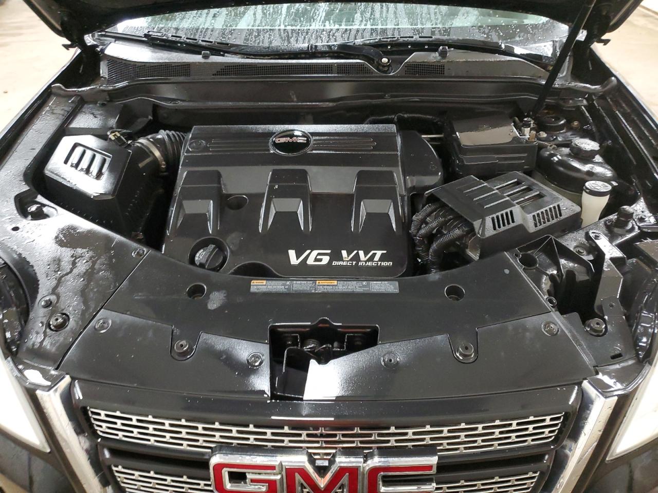 2010 GMC Terrain - Image 12