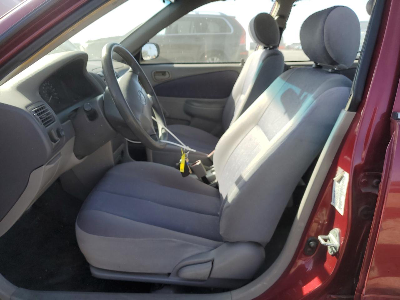 2000 Toyota Corolla - Image 7