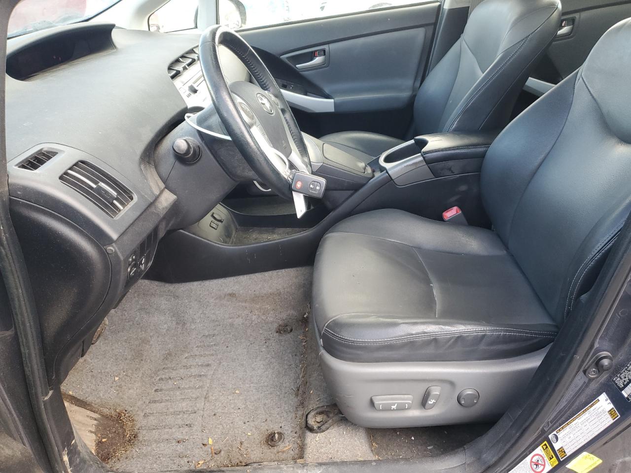 2012 Toyota Prius - Image 7