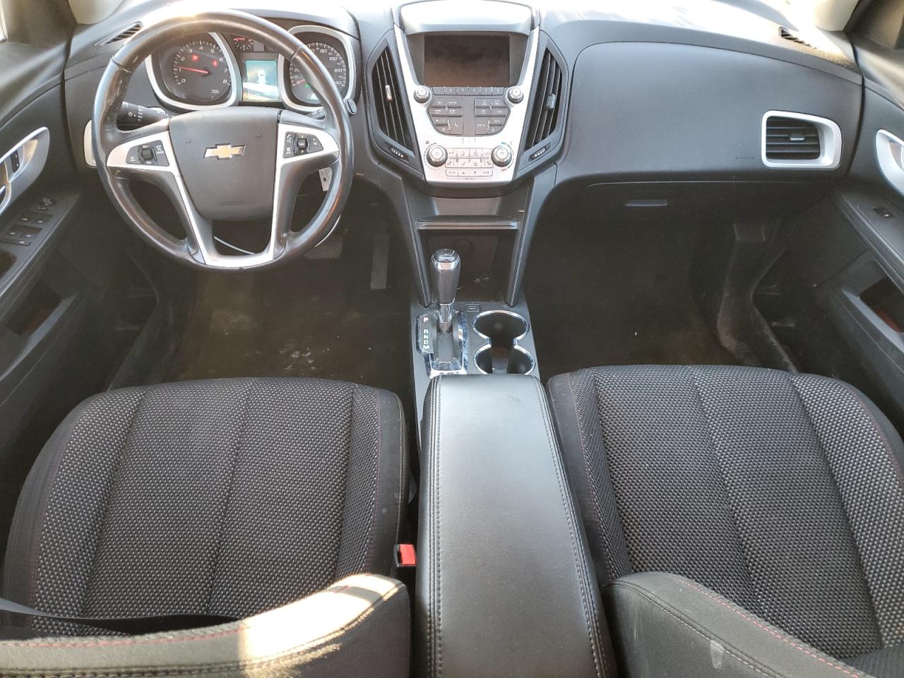 2017 Chevrolet Equinox - Image 8
