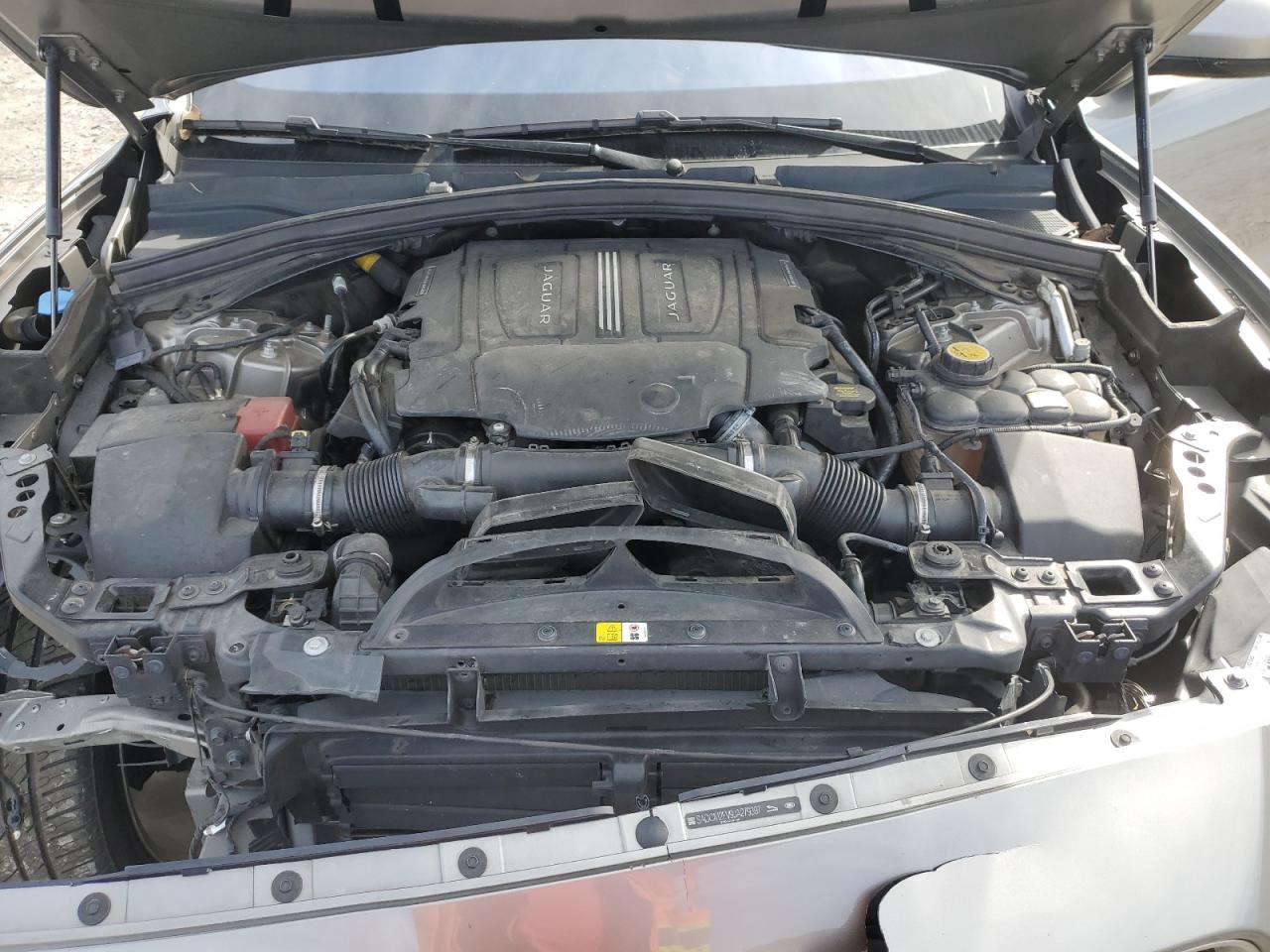 2018 Jaguar F-Pace - Image 12