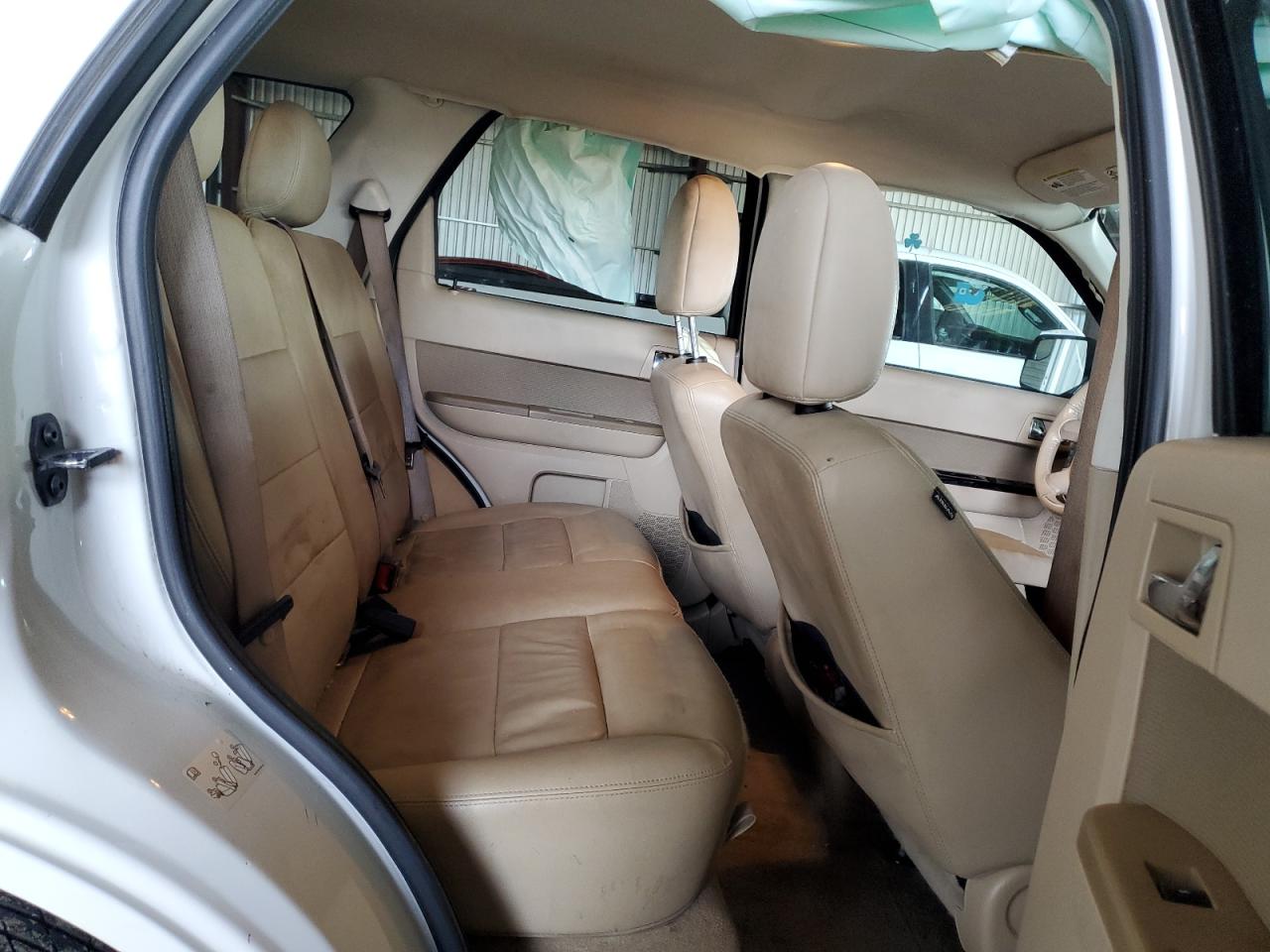2012 Ford Escape - Image 11