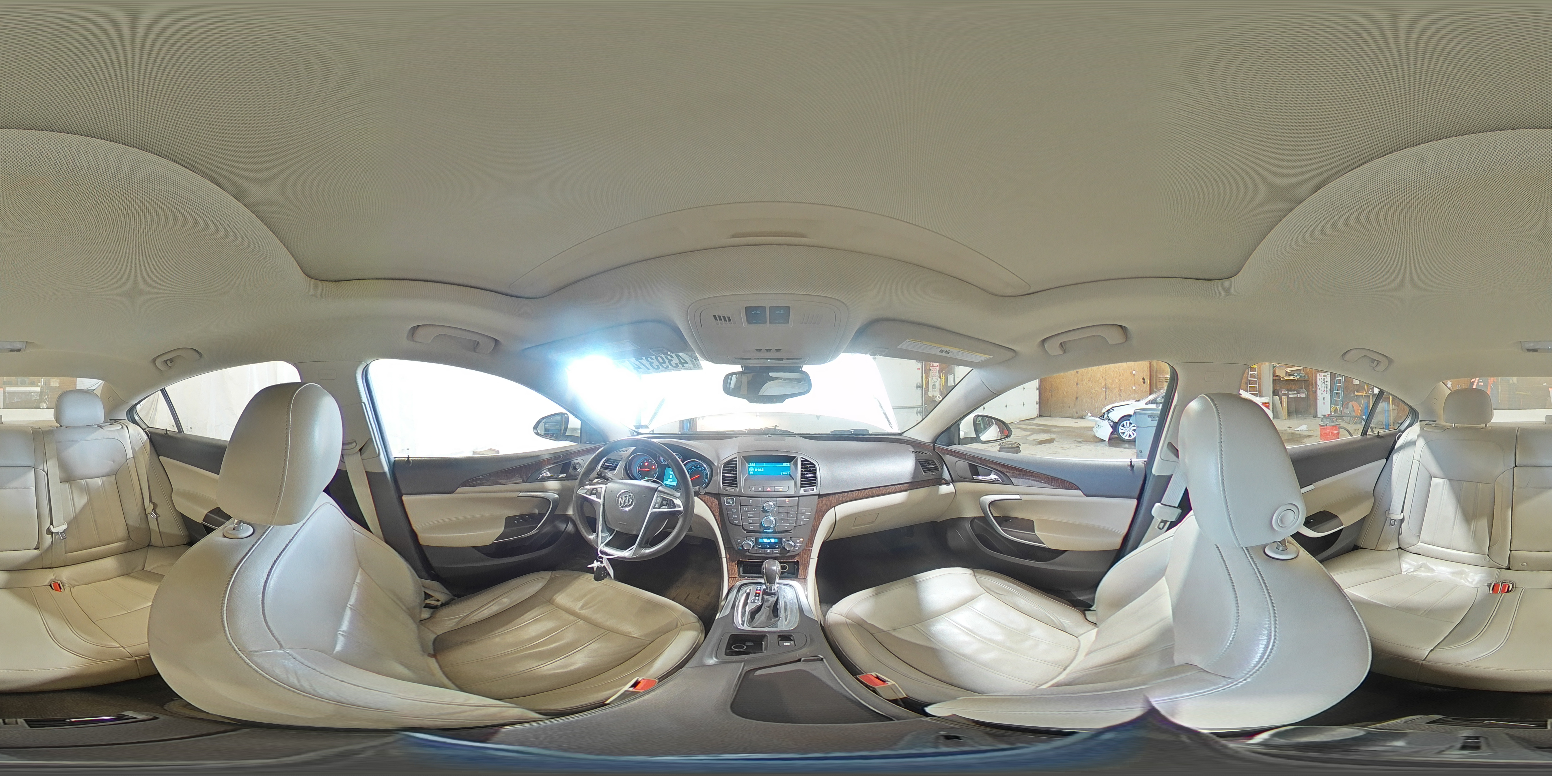 2012 Buick Regal - Image 14